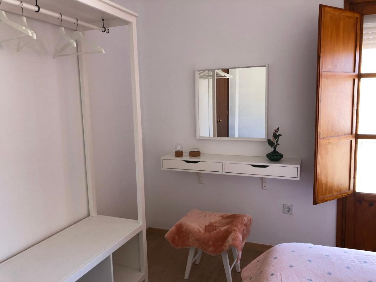 Apartamentos Iglesia De Santiago Jerez de la Frontera Esterno foto
